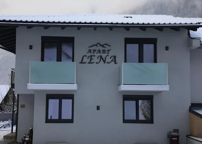 Apart-Lena
